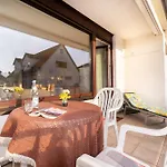 Strandburg 12 *
