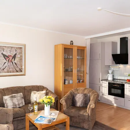 Strandburg 12 Apartman