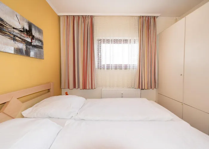 Strandburg 12 Apartman